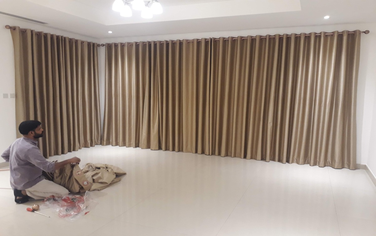 Ring Curtains In Dubai